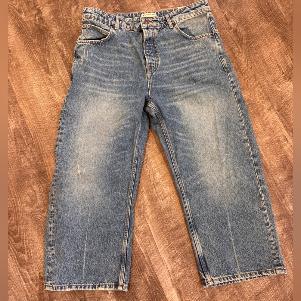 We The Free Faded Light Blue Cropped Straight Jeans